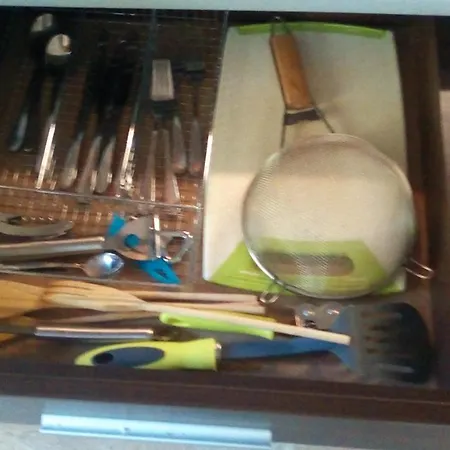 Alexander 3327 Apartment